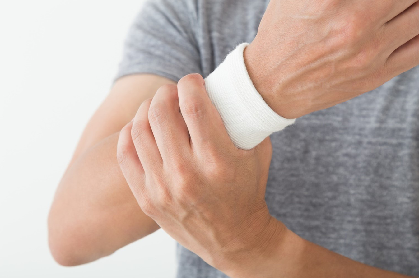 腱鞘炎を治療しないと合併症が起こる可能性がありますか?